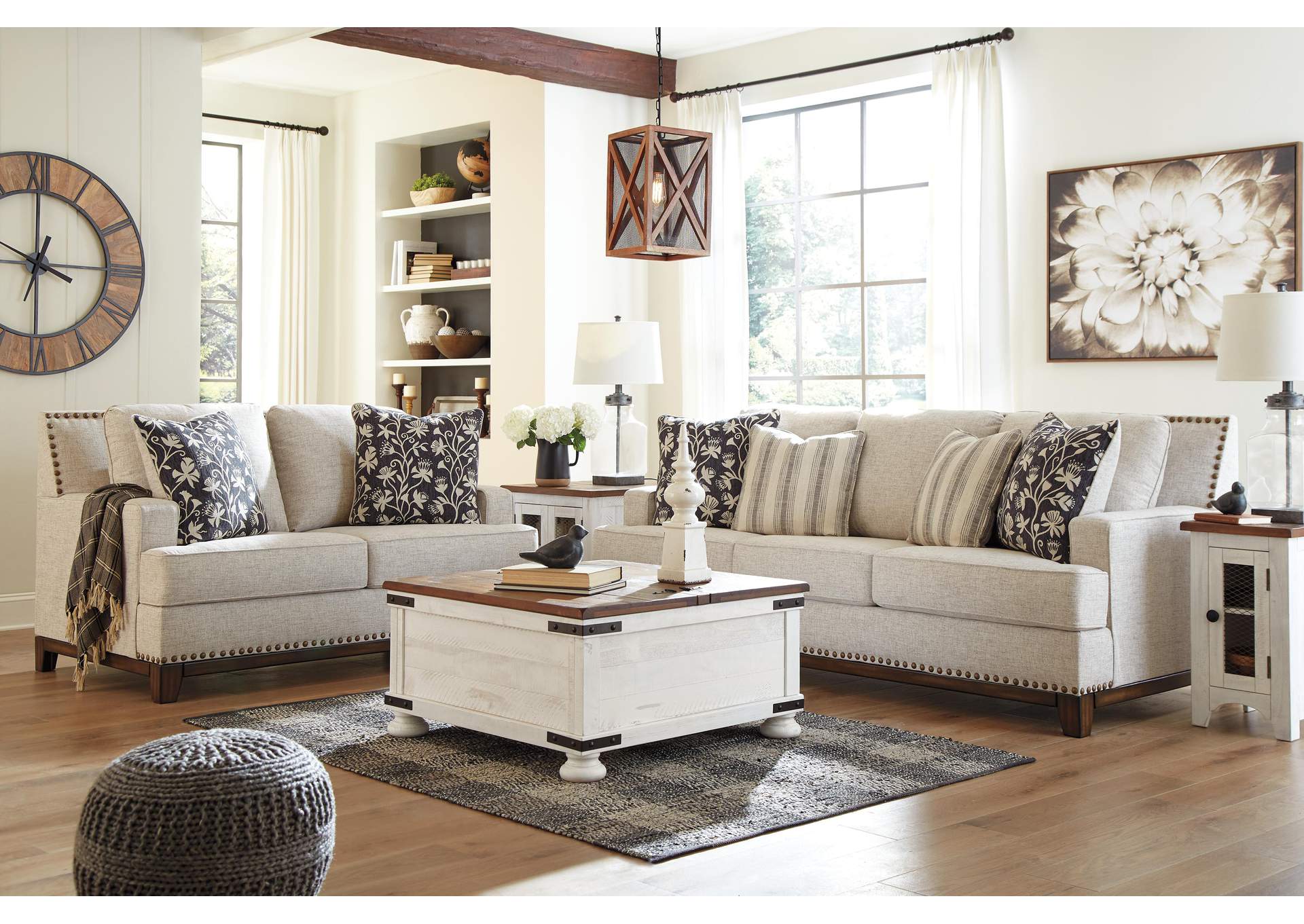 Wystfield Coffee Table with 1 End Table