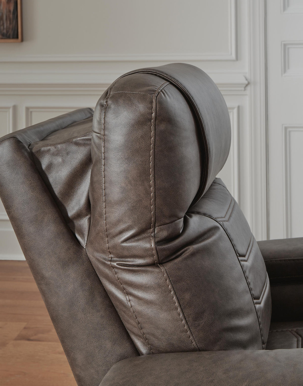 Schooner Rocks Power Recliner in Umber, alternate view 10