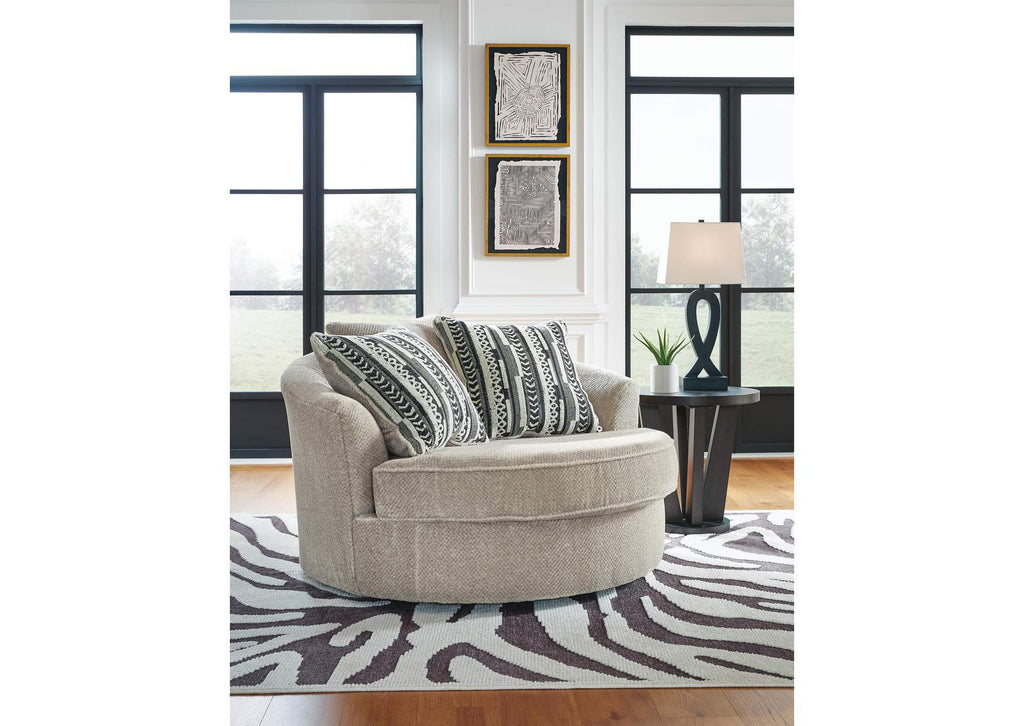 Calnita Chair and Ottoman