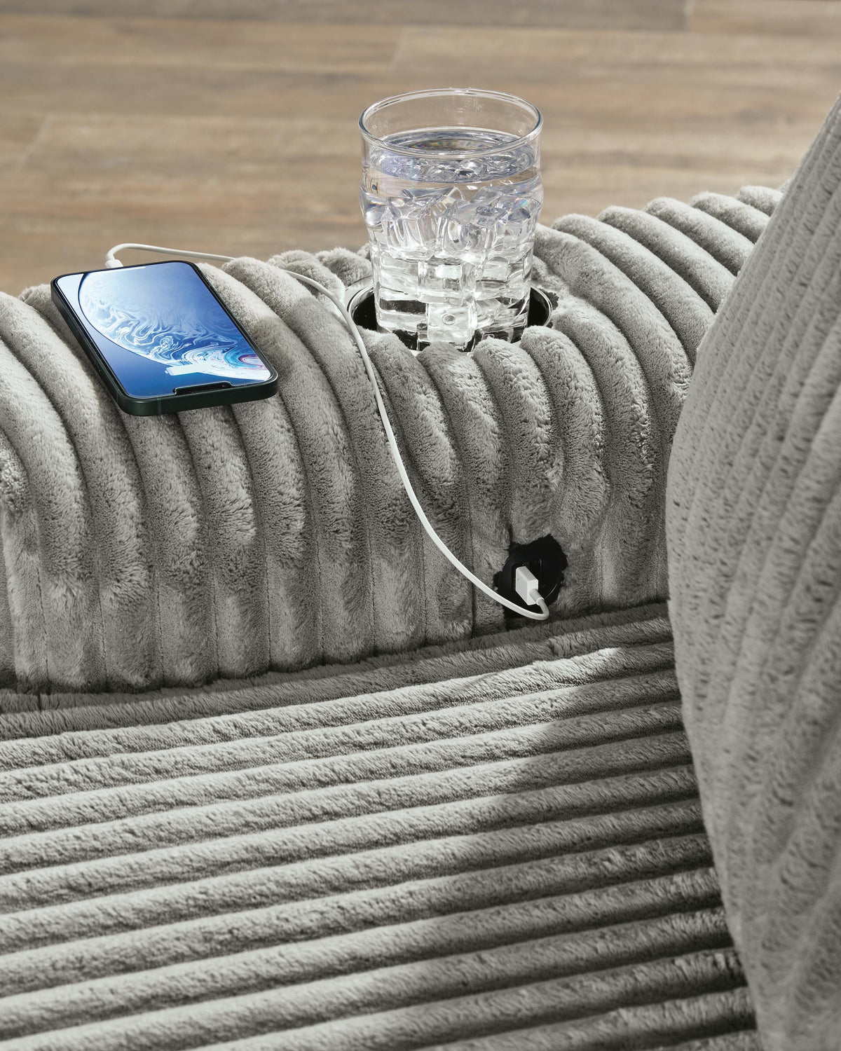 Lindyn Chaise in Fog, detail view
