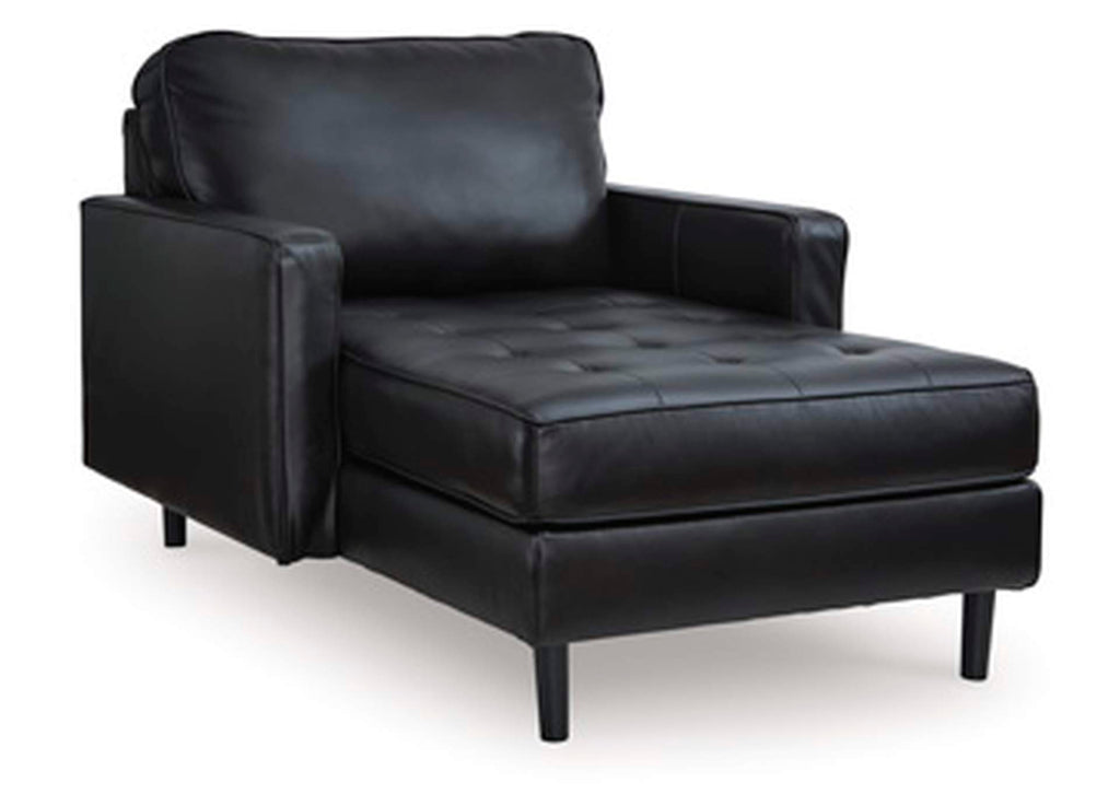 Bryceview Chaise angled view