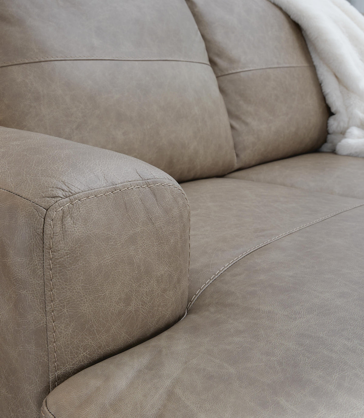 Amuleto sectional, 2-Piece Sectional with Chaise · Right-Facing Chaise · 124 × 86 × 40 in, view 3