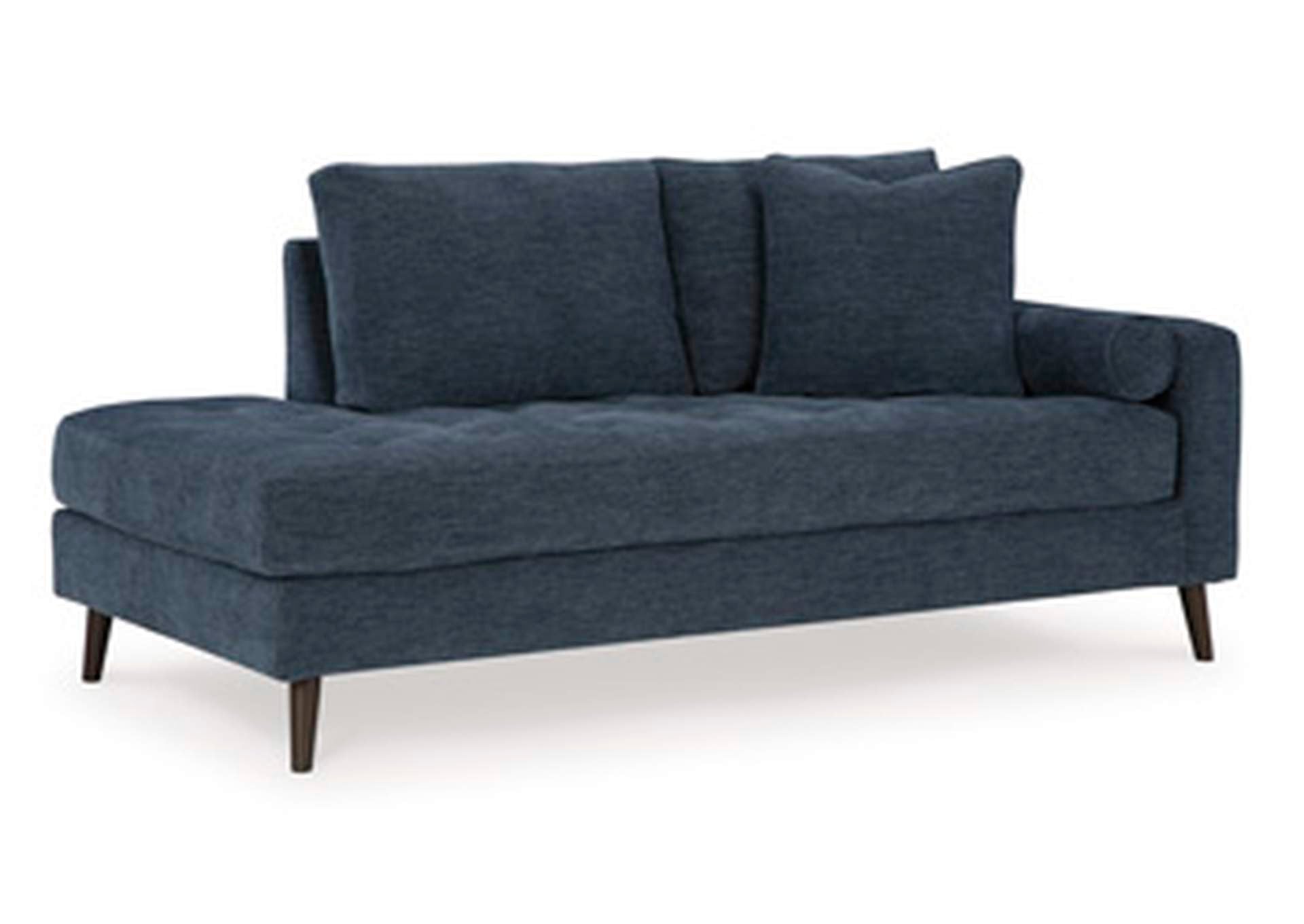 Bixler Right-Arm Facing Corner Chaise angled view