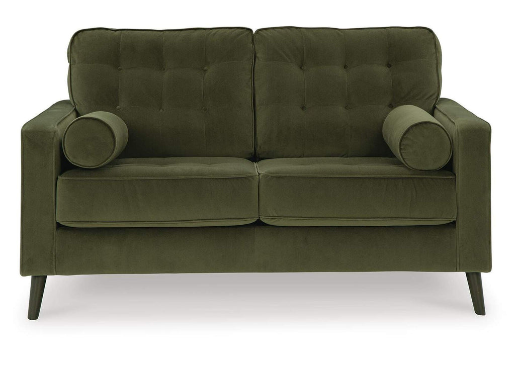 Reveon Lakes Loveseat