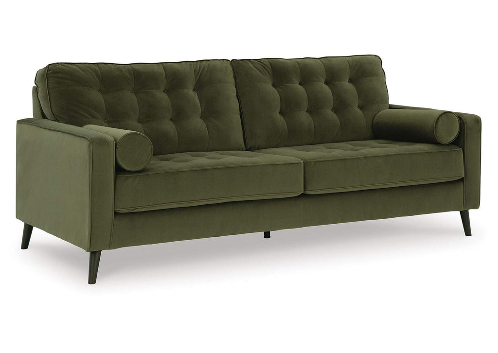 Reveon Lakes Sofa angled view