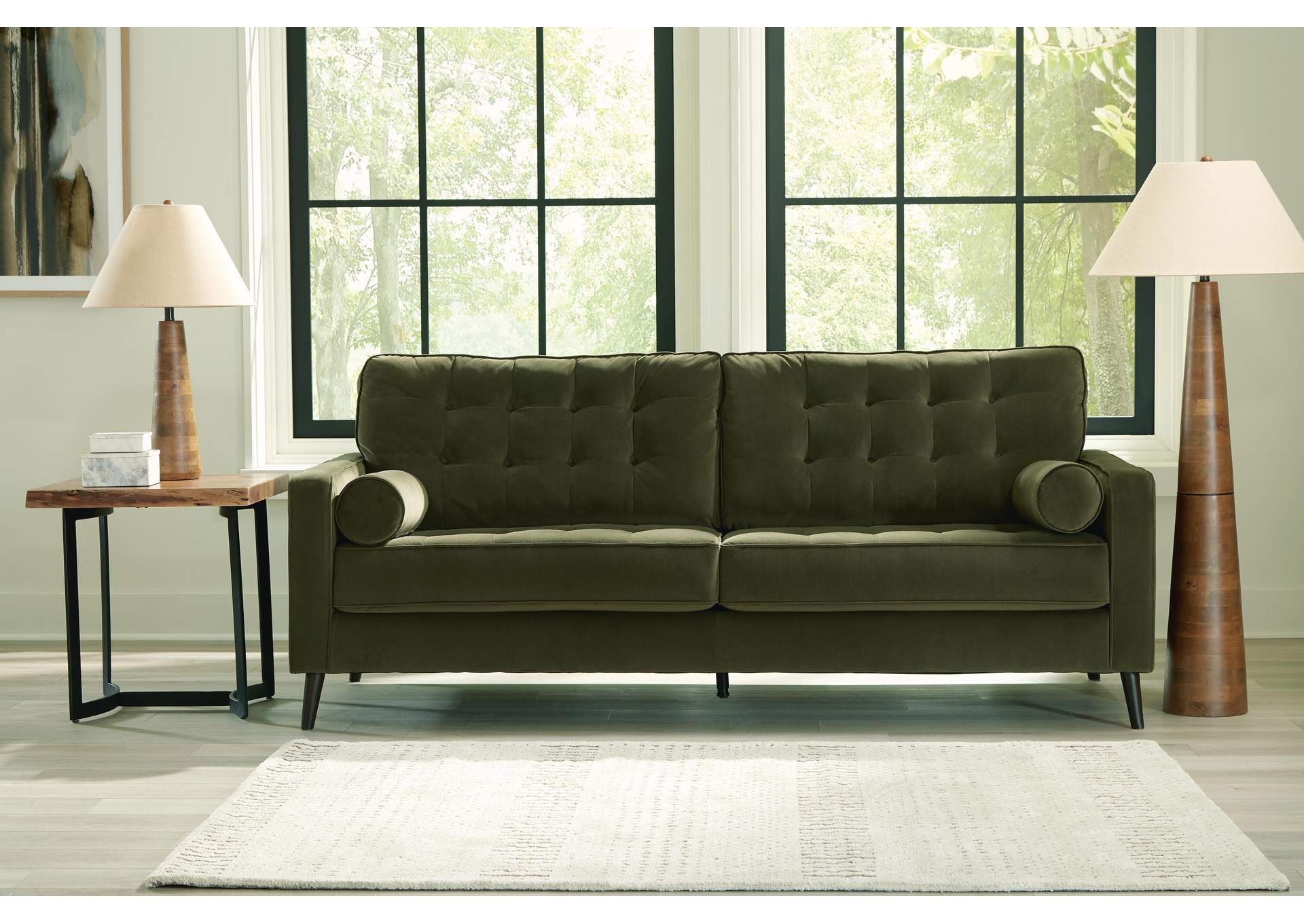Reveon Lakes Sofa