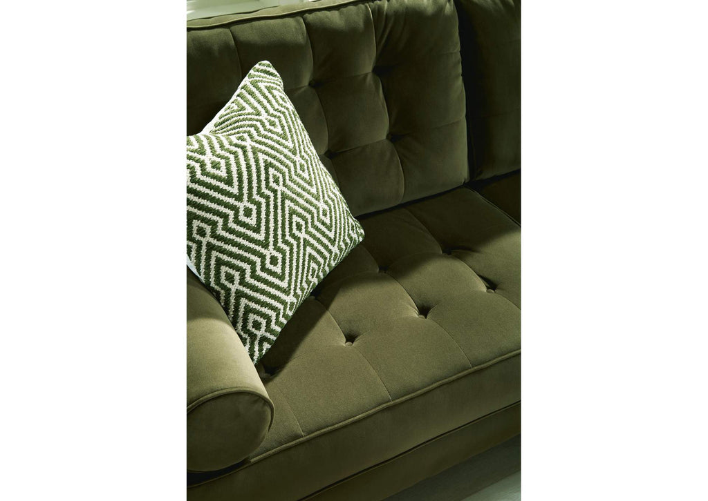 Reveon Lakes Loveseat detail