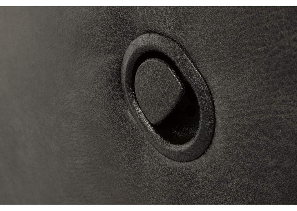 Tambo Recliner detail