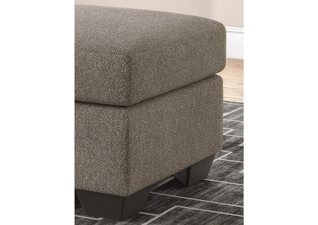 Triston-Peaks Ottoman detail