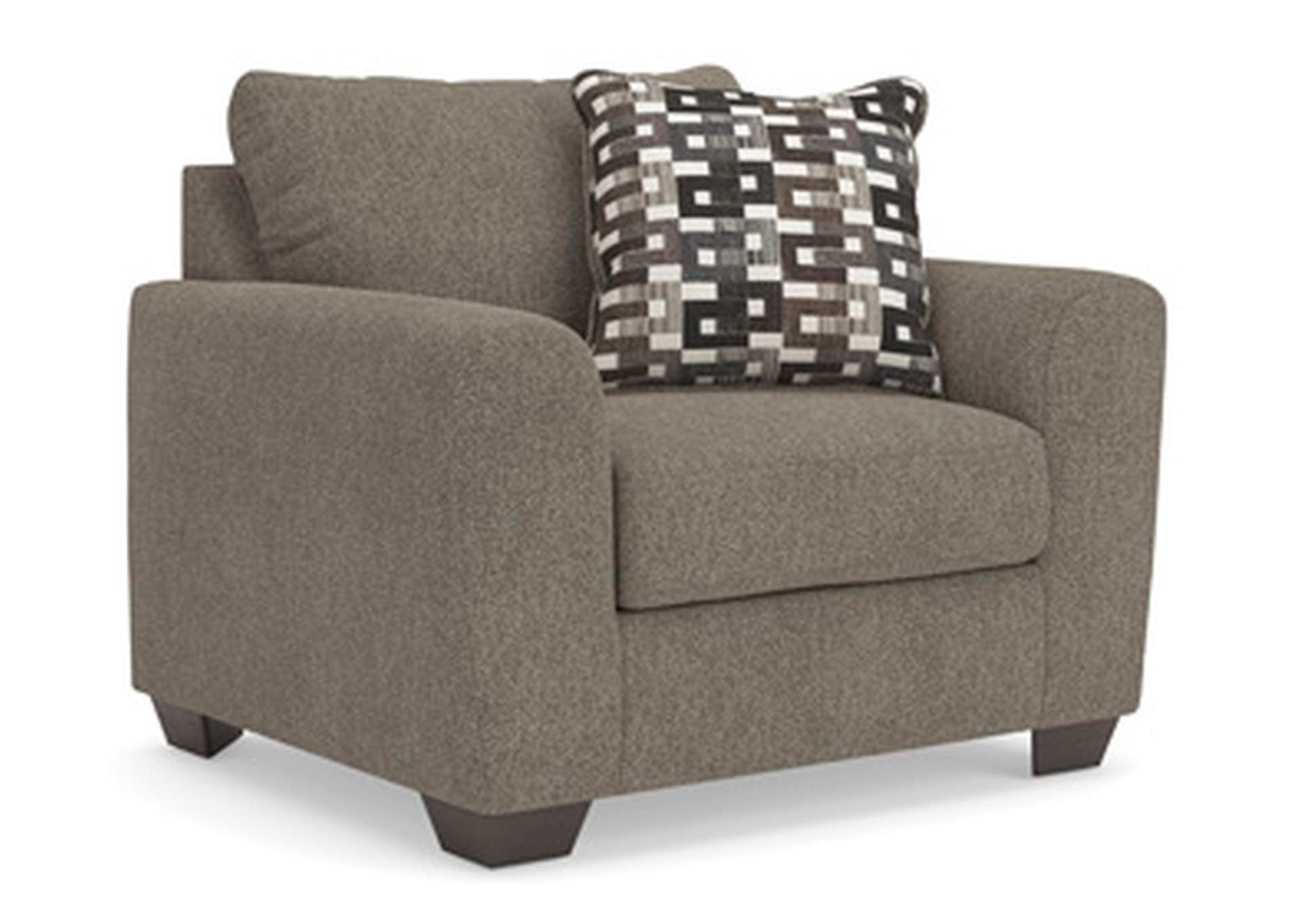 Triston-Peaks Oversized Chair angled view