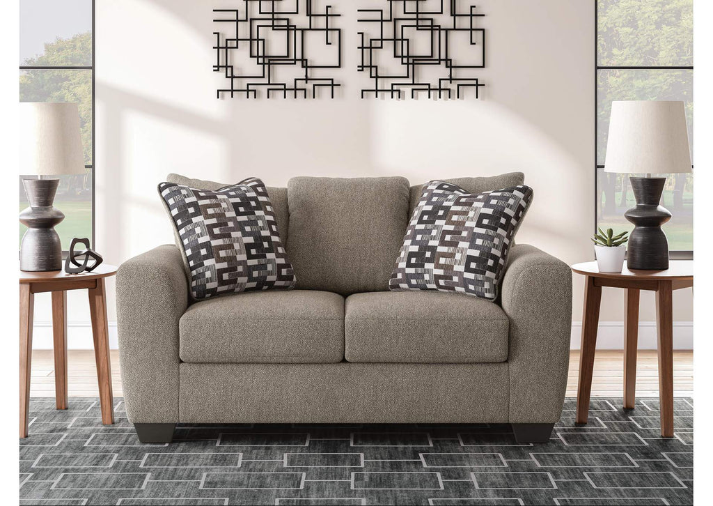 Triston-Peaks Loveseat
