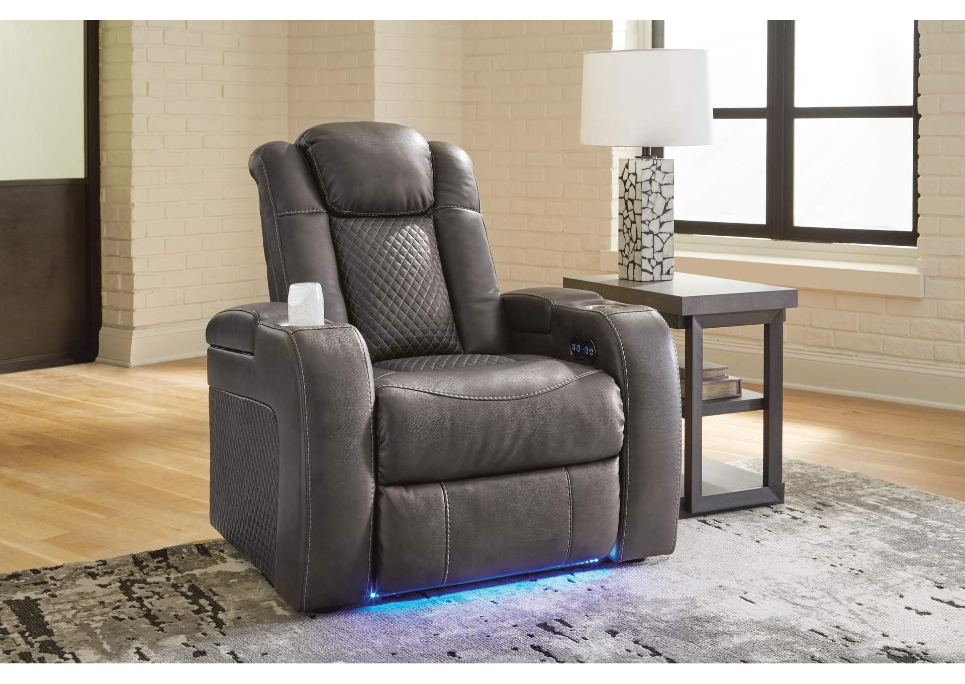 Fyne-Dyme Power Sofa, Loveseat and Recliner