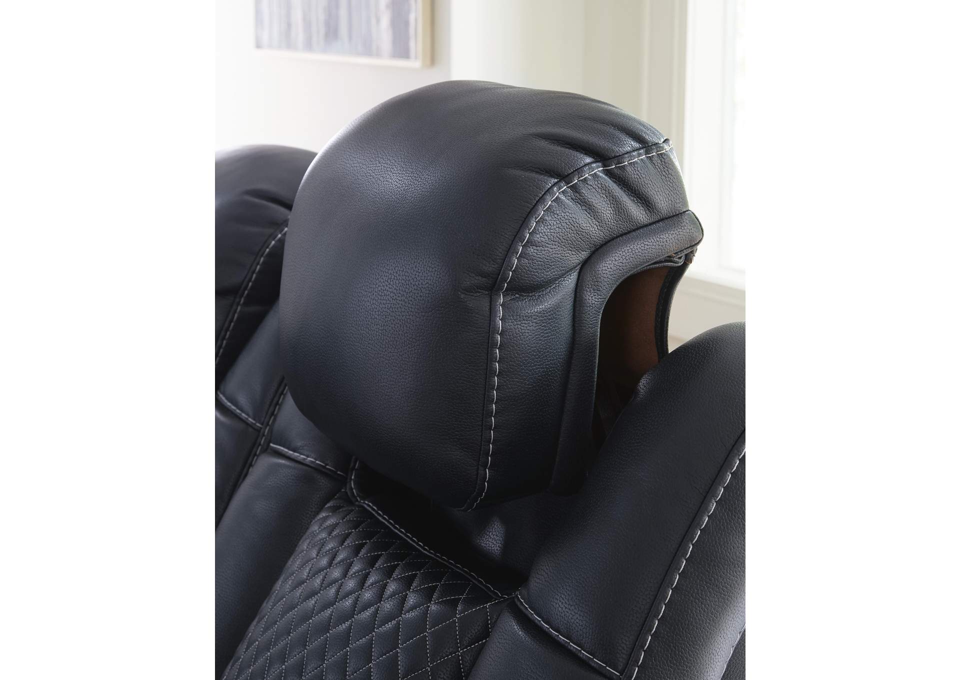 Fyne-Dyme Power Recliner