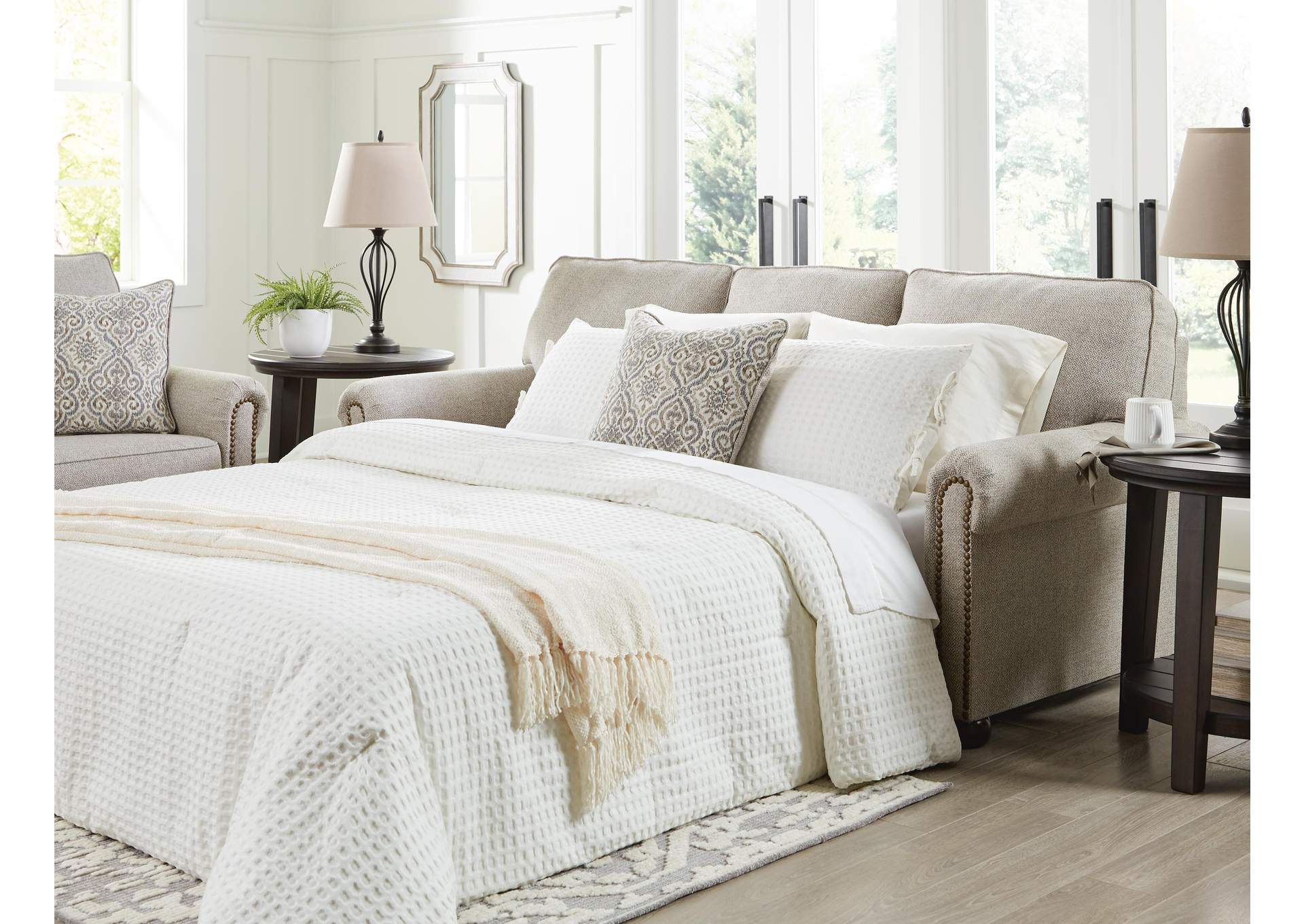 Gaelon Queen Sofa Sleeper