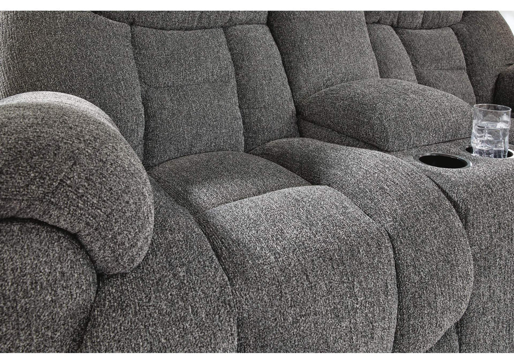 Foreside Sofa and Loveseat detail