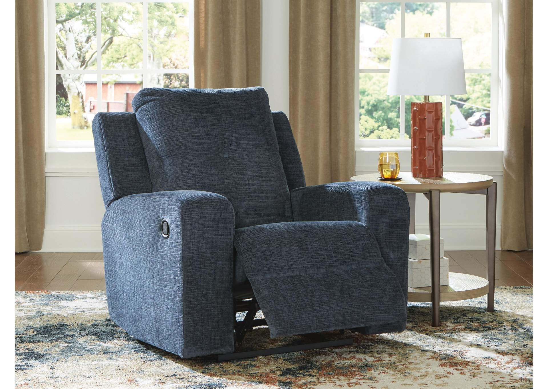 Danum Recliner