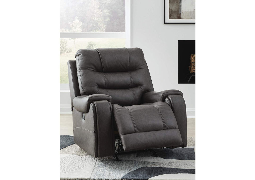 Femley Recliner
