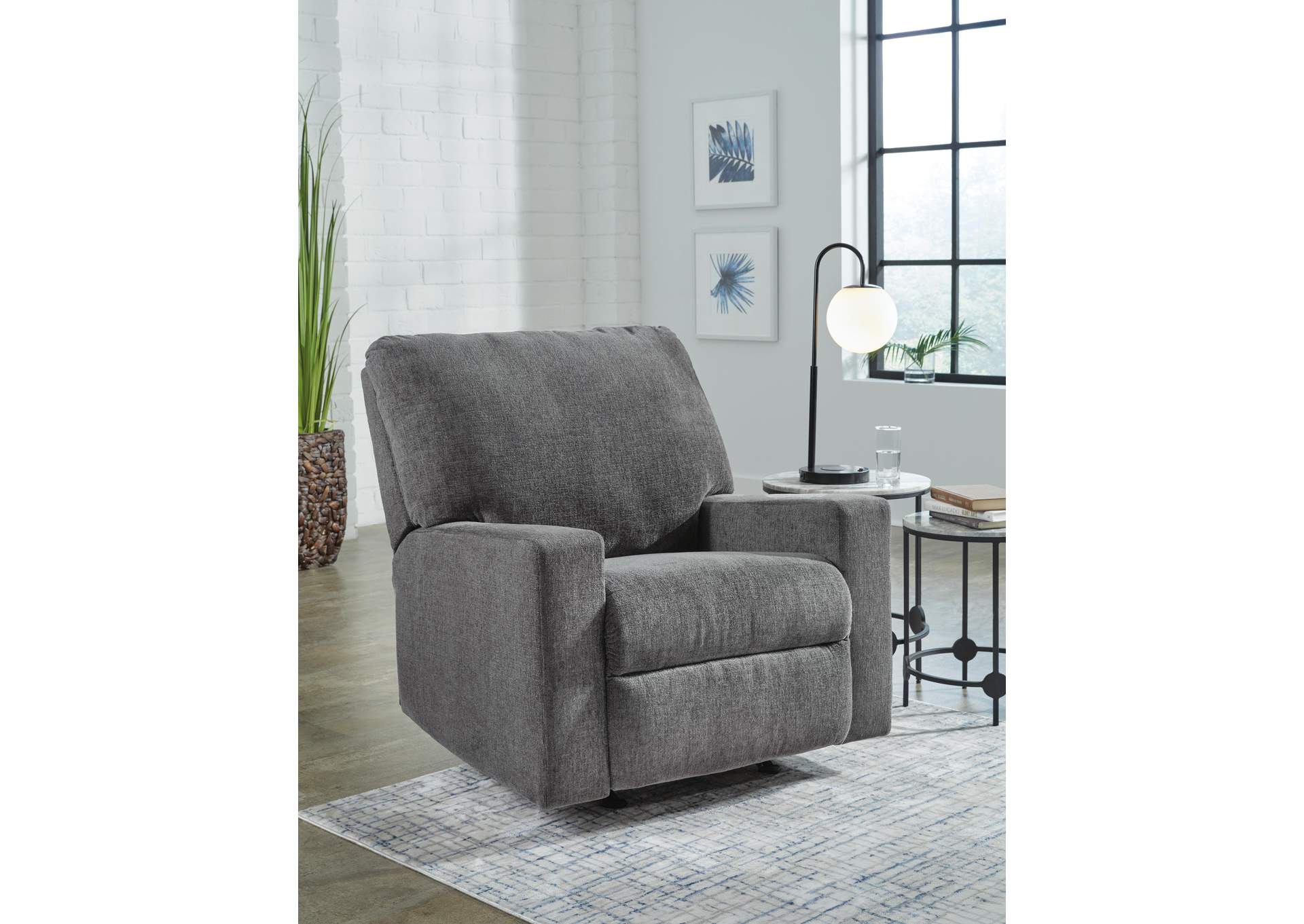 Rannis Recliner