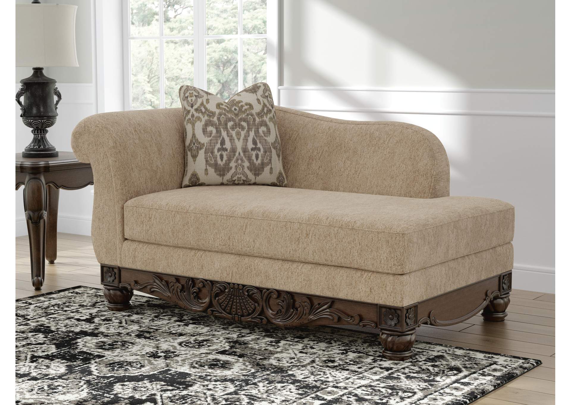 Chelsworth Right-Arm Facing Corner Chaise