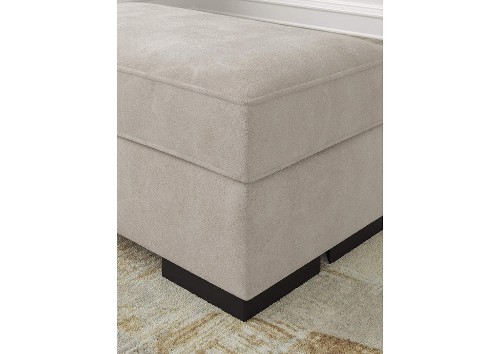 High Profile Ottoman detail