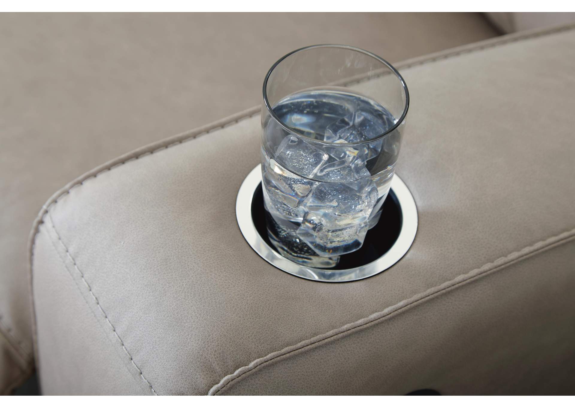Lavenhorne Sofa, Loveseat and Recliner detail