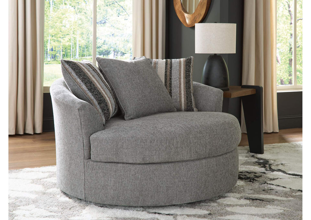 Creston Heights Oversized Swivel Accent Chair