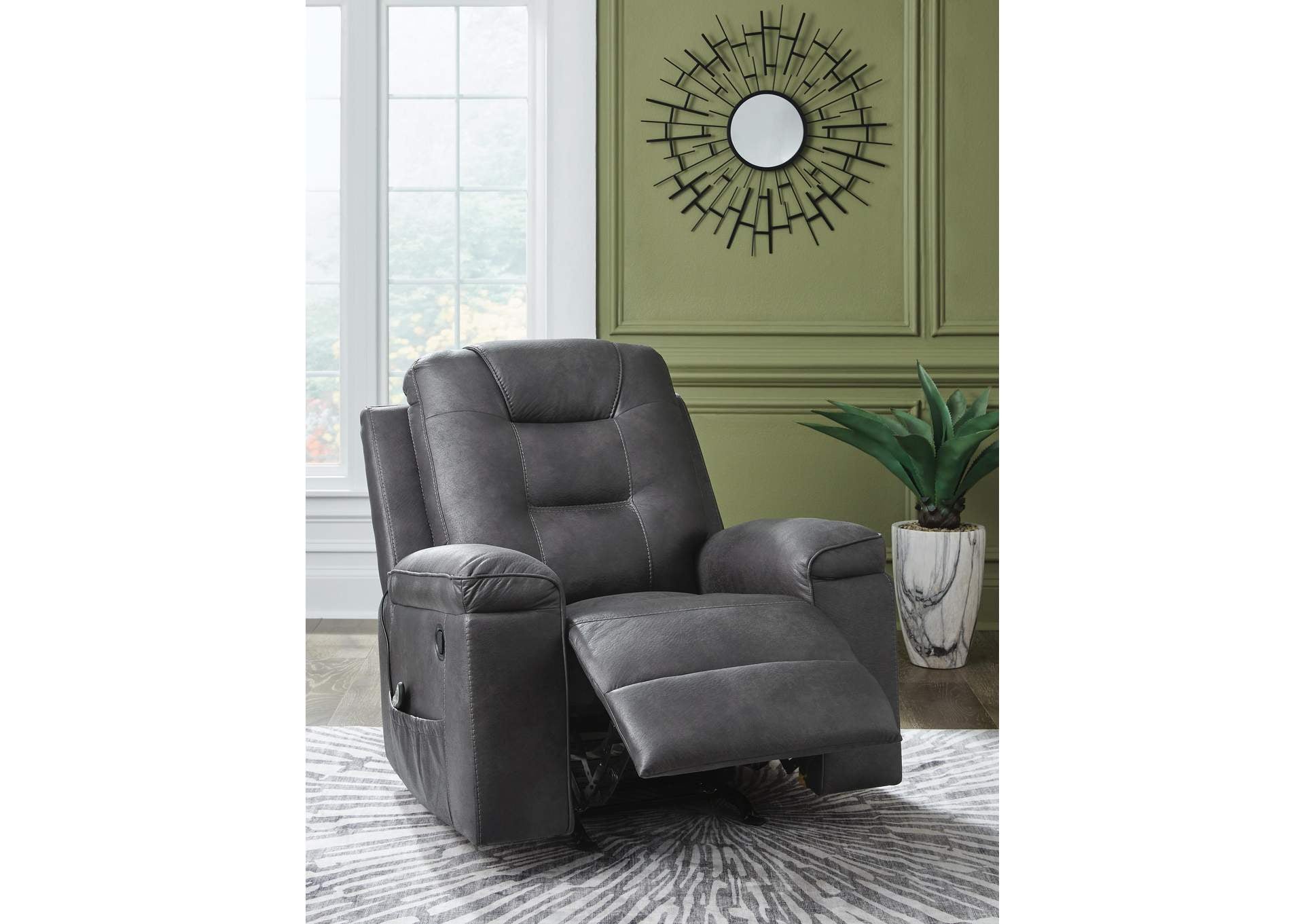 Stockworth Recliner