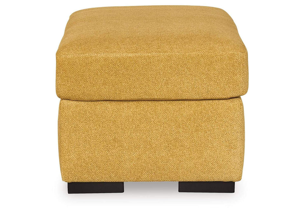 Keerwick Sofa, Loveseat, Chair and Ottoman side view