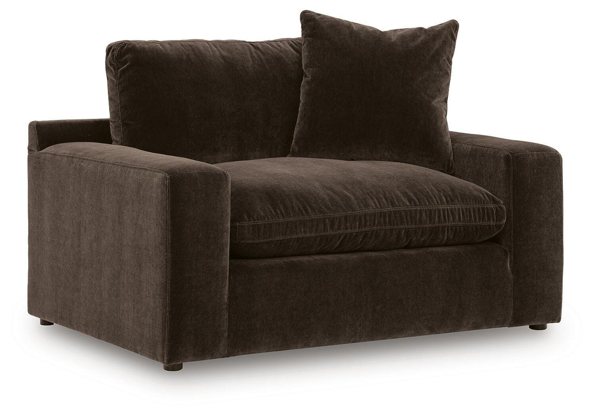 Maxton Heights Oversized Chair in Bittersweet, angle view