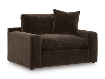 Maxton Heights Oversized Chair in Bittersweet, angle view