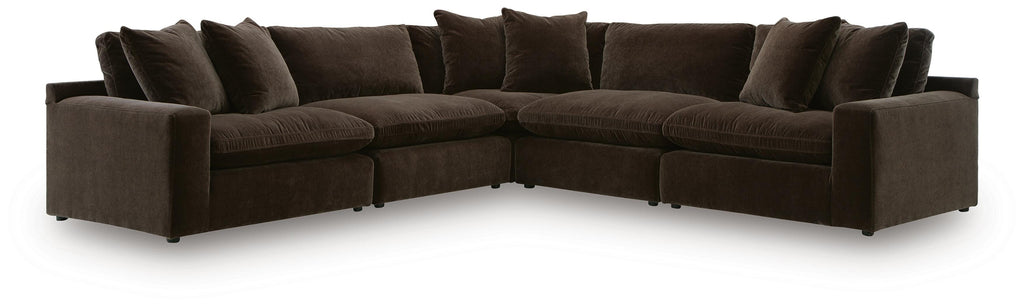 Maxton Heights sectional, 5-Piece Sectional · 133 × 133 × 38 in, view 1