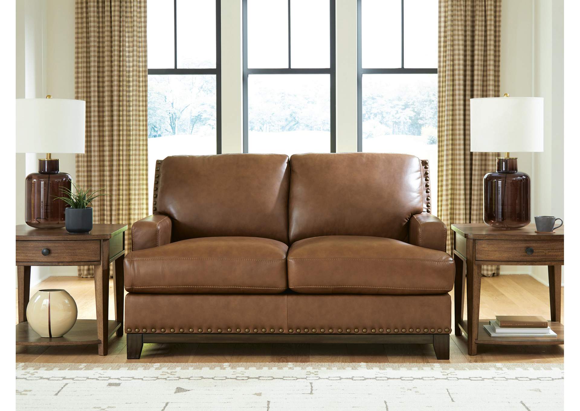 Saonara Loveseat