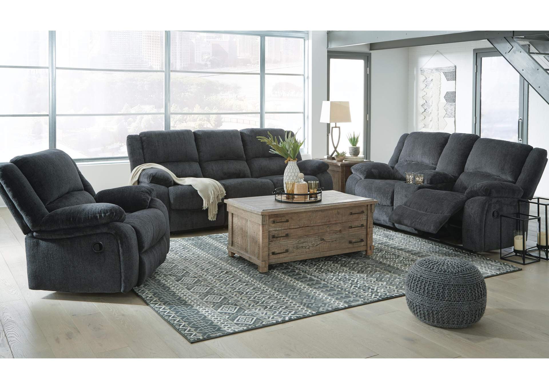 Draycoll Sofa, Loveseat and Recliner
