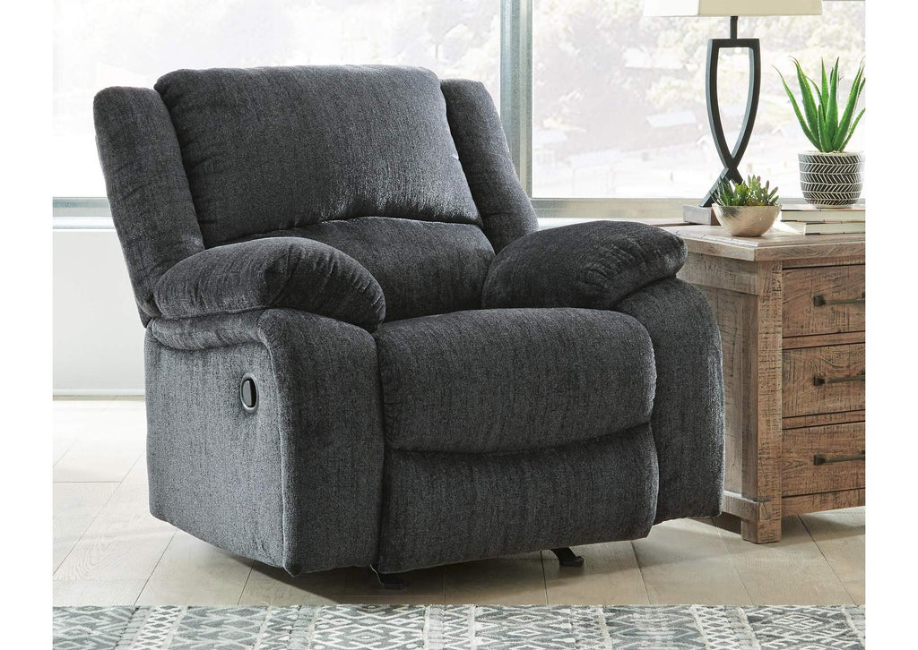 Draycoll Recliner room view