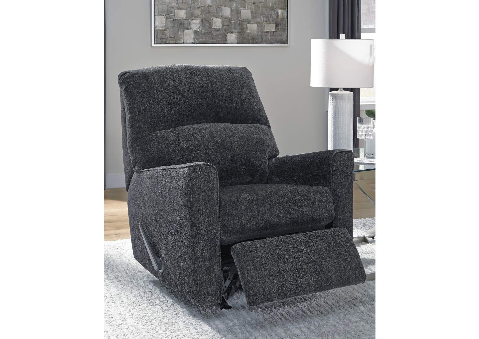 Altari Recliner room view