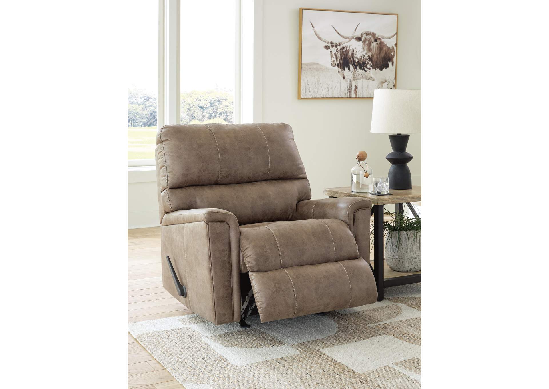 Navi Recliner