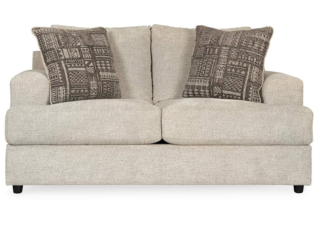 Soletren Loveseat