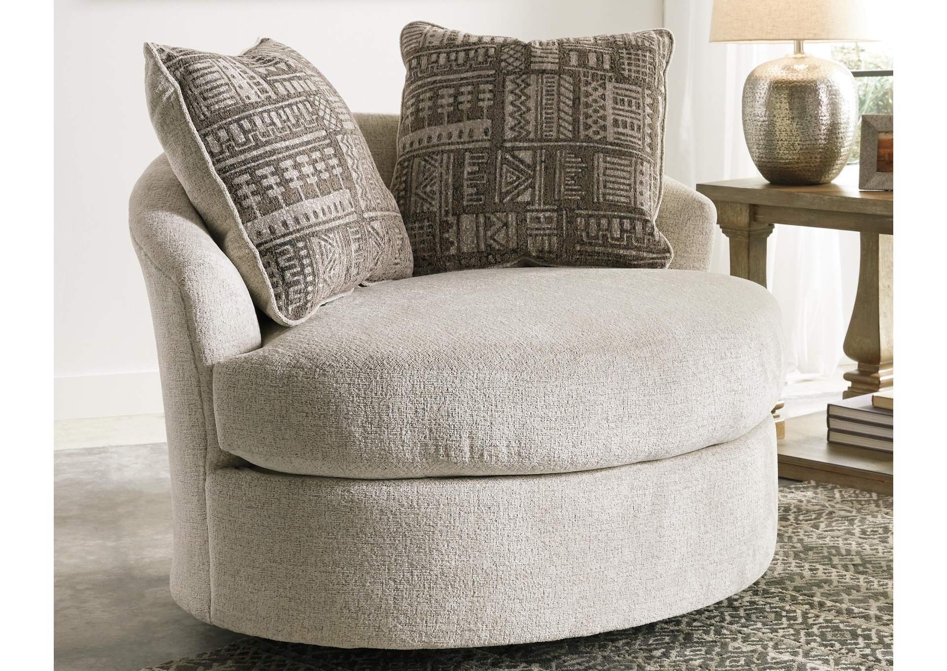 Soletren Accent Chair room view