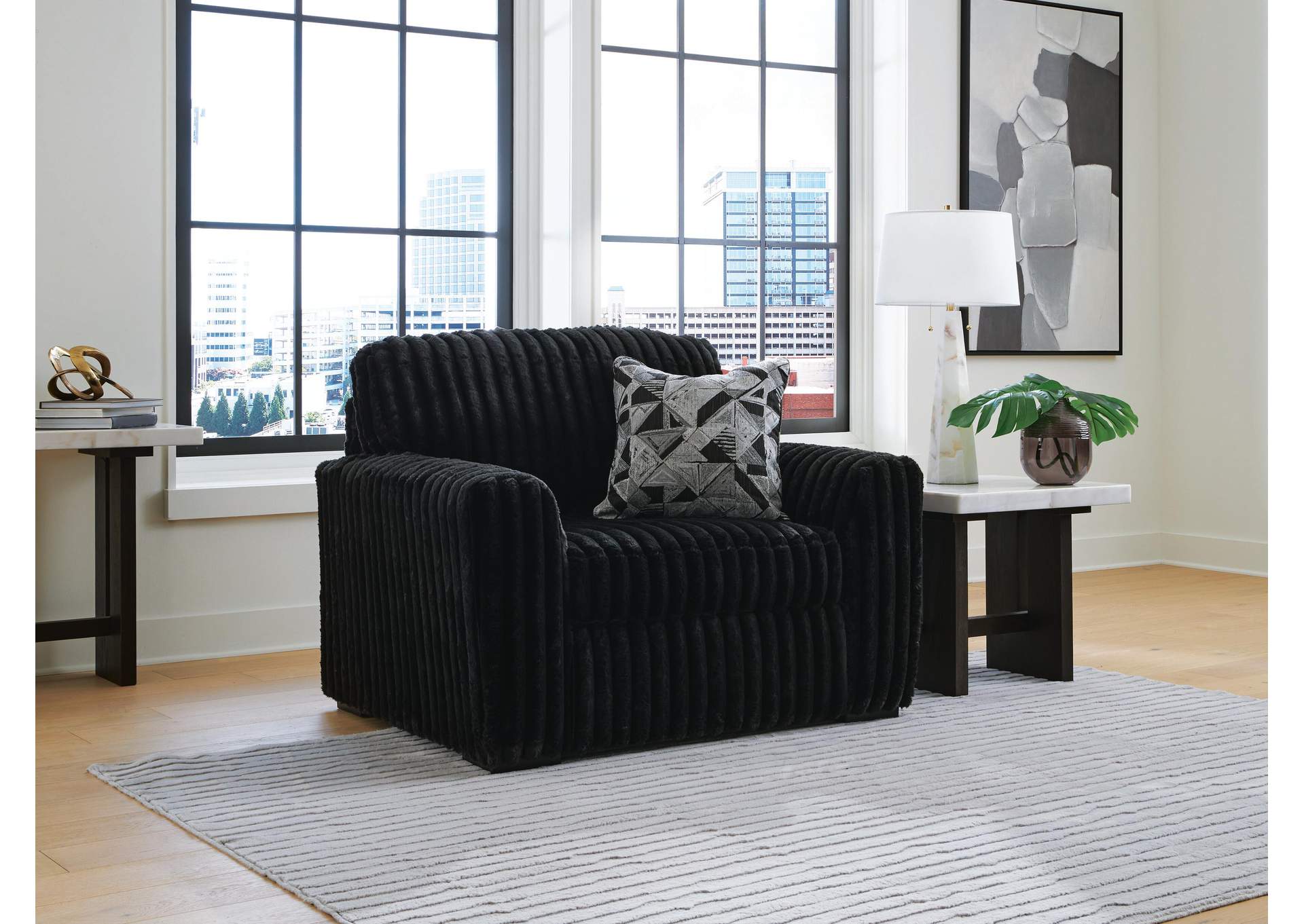 Midnight-Madness Oversized Chair
