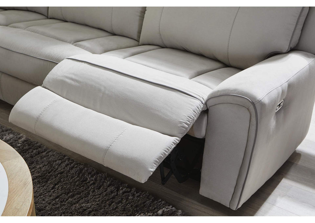 Social Pointe 2-Piece Reclining Loveseat detail