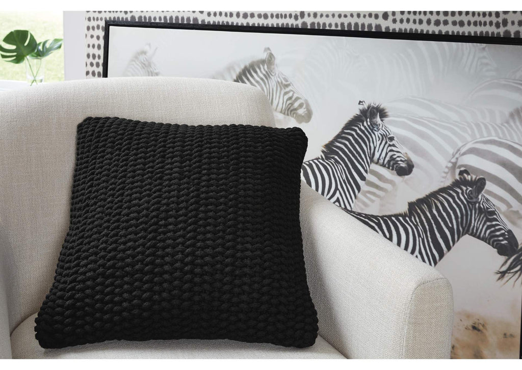 Renemore Pillow (Set of 4)