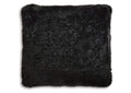 Gariland Pillow