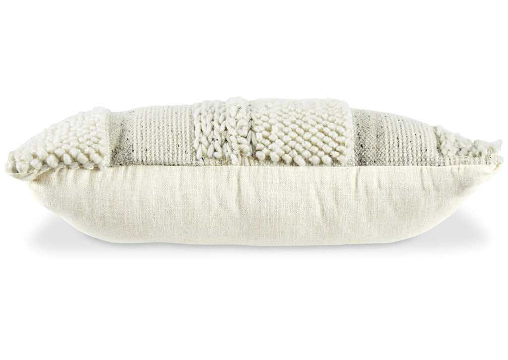 Standon Pillow side view