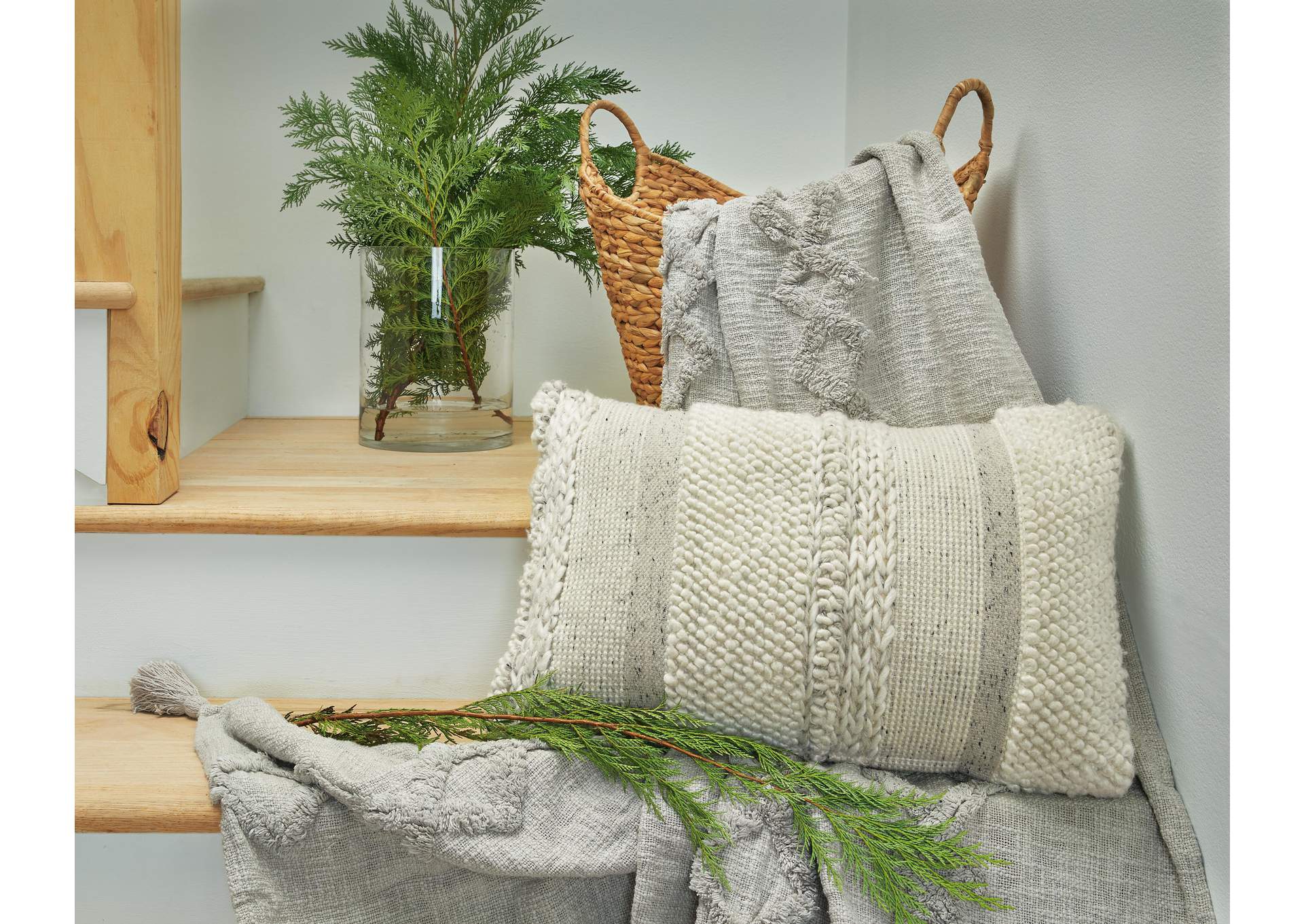 Standon Pillow (Set of 4)