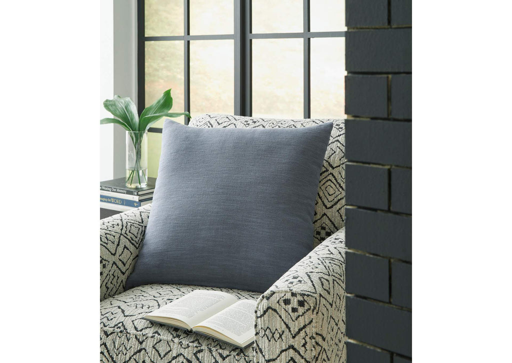 Thaneville Pillow