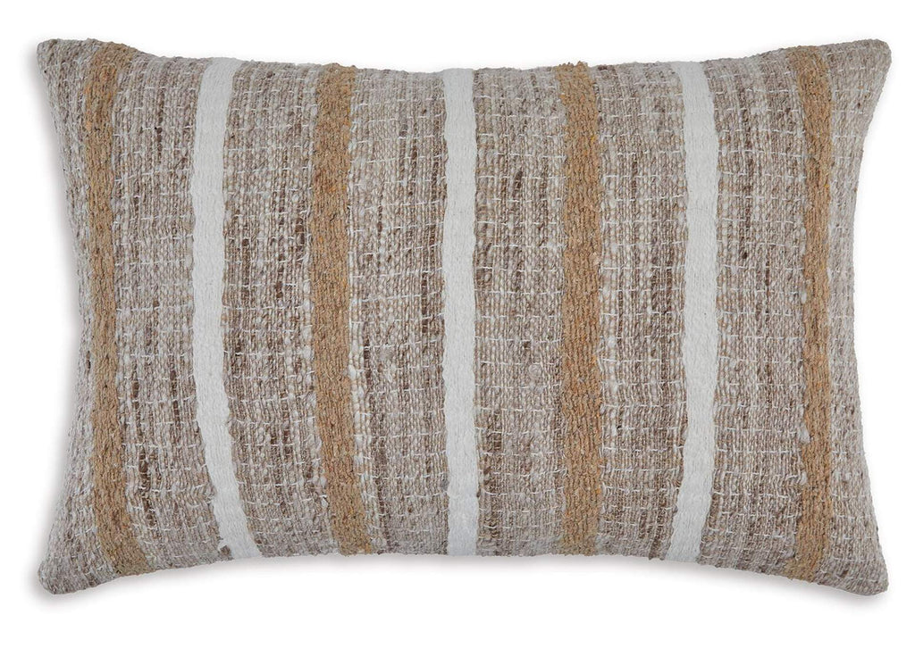 Benish Pillow