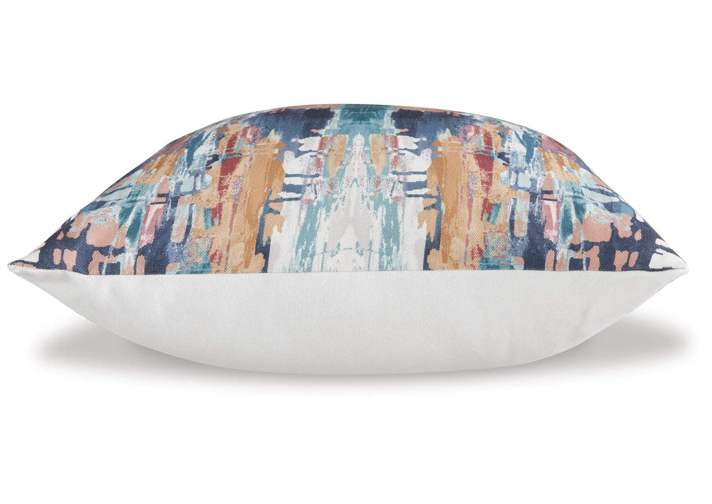 Kennick Pillow side view