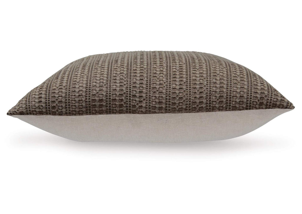 Landcher Pillow side view