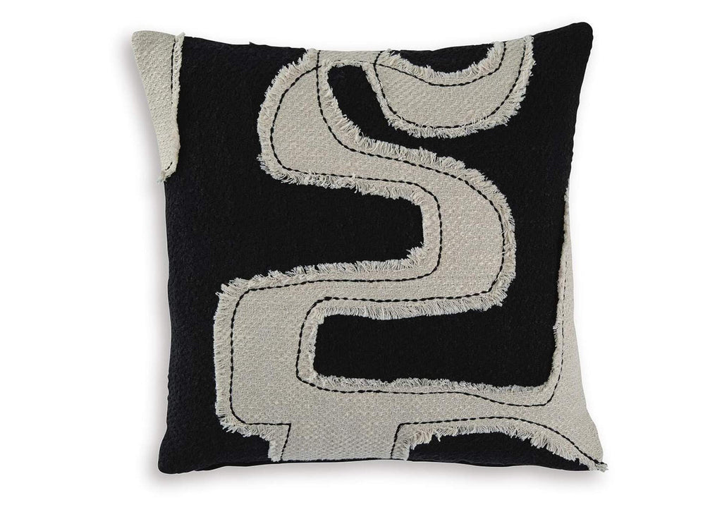 Veerbank Pillow (Set of 4)