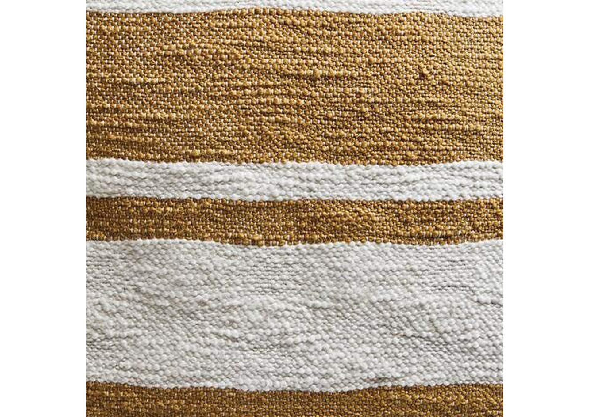 Darrman Pillow (Set of 4) color swatch